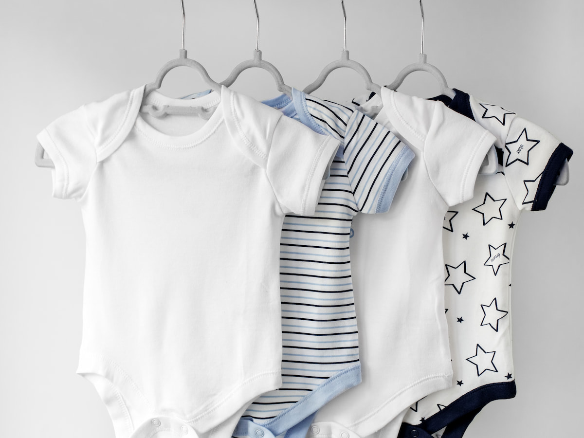 What Size Clothes to Bring to Hospital for Baby? Belly Bumps and Babies