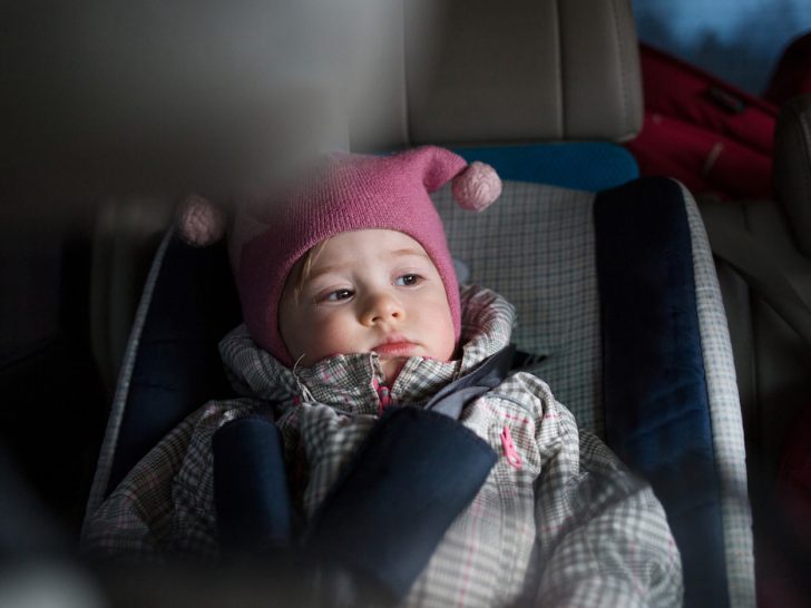 baby-in-car-seat-seat-pink-hat